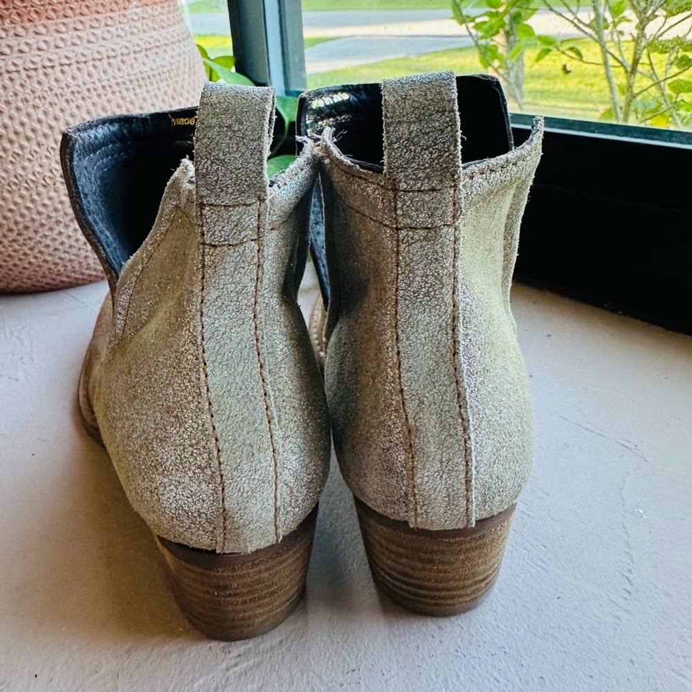 Diba True Stop By Bootie Camel Beige Gold Leather Suede Size 6M - Picture 5 of 9